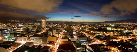San José de noche