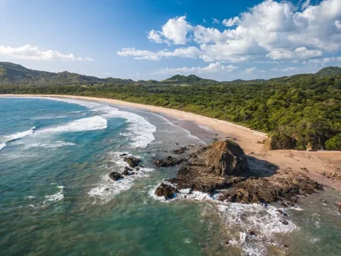 Paisaje tropical del Parque Nacional Marino de Las Baulas
