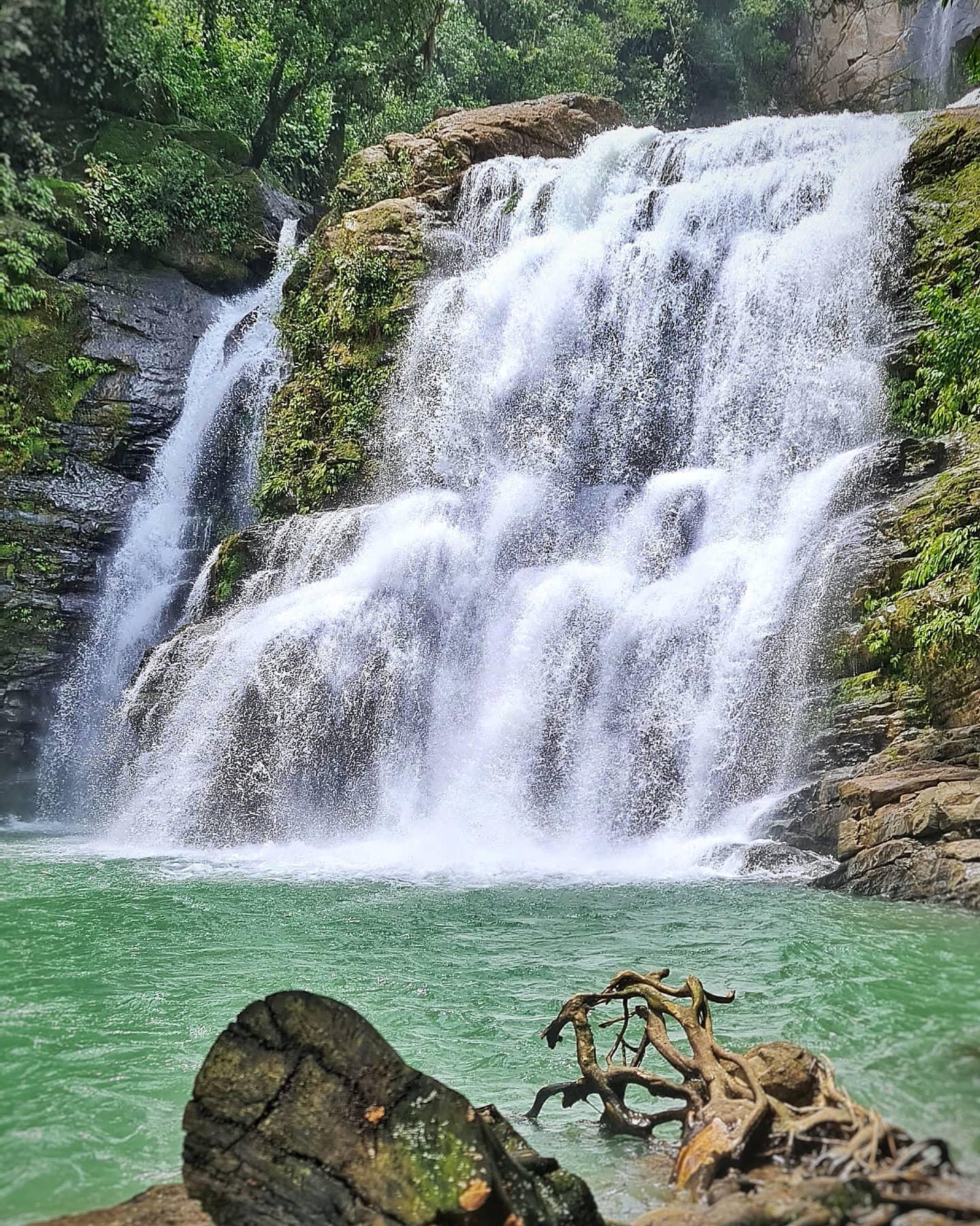 Parque natural cascada nauyaca