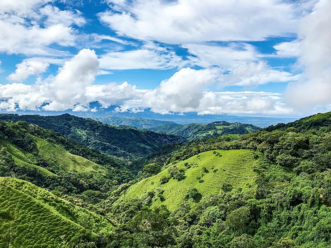 paisaje de montañas